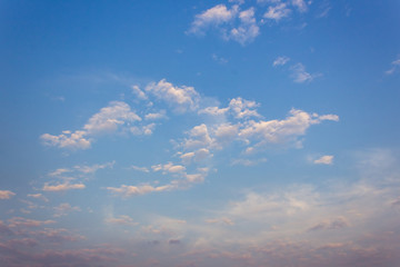 Fototapeta na wymiar beautiful sky and clouds