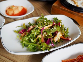 한국의 음식 치커리 고추장 샐러드