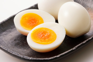 ゆでたまご　Soft boiled egg