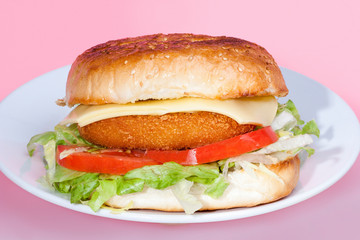 Tomatoes bun with chicken parts
