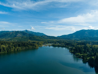 Fototapeta na wymiar Mineral Washington Small Town Mountain Forest Lake