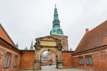 Fototapeta na wymiar Afternoon exterior view of the famous Frederiksborg Castle