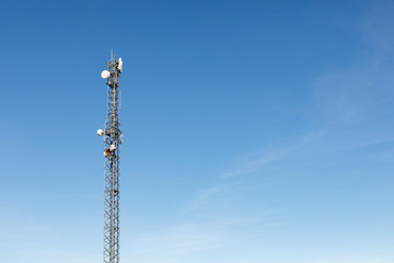Obraz premium Antenna tower for communication