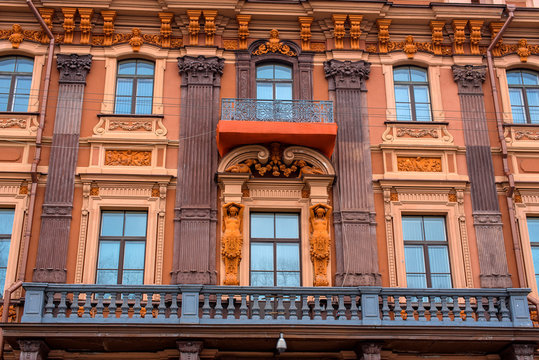 Fassad old house on Horse Guards Boulevard