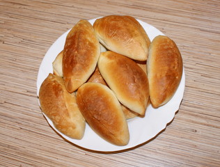 Вкусные домашние пирожки с начинкой