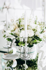 Wedding table decoration flowers