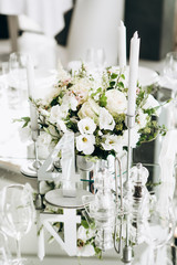 Wedding table decoration flowers