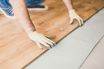 Flooring services - laminate installation in a floating way