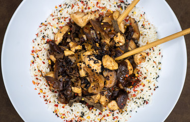 Rice with chicken and mushrooms