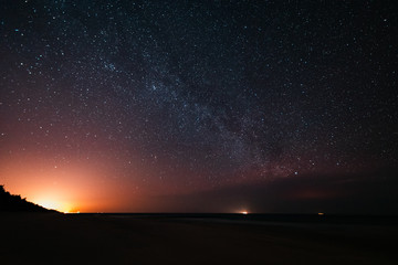 view of the milkyway from the beach