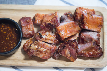 Appetizer roast sliced pork ribs