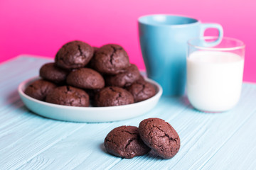 delicious chocolate chip cookies