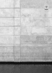 Fototapeta premium cement wall building with water