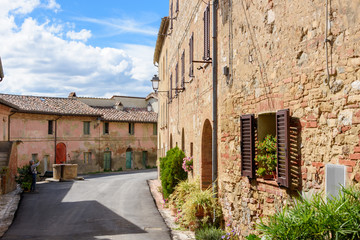 Geheimtipp Monterongriffoli, ein idyllischer keiner Ort mit wenigen Häusern in einer herrlichen Landschaft gelegen