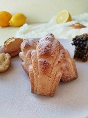 cookies with powdered sugar