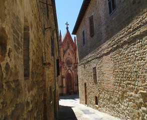 Vicoli a San Ginesio nelle Marche