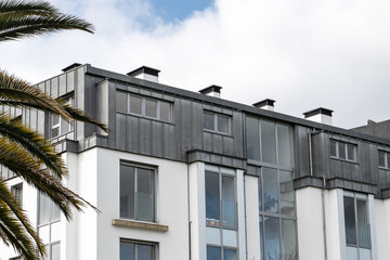 Building with metallic roof