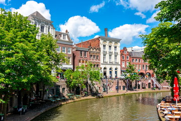 Fototapeta na wymiar Utrecht two-level canals in summer, Netherlands
