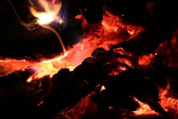 Fototapeta premium Glut eines Lagerfeuers