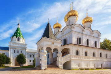 Fototapeta na wymiar Trinity Cathedral - landmark of the Ipatiev Monastery, Kostroma, Russia
