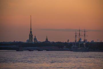 Naklejka premium Summer in the city