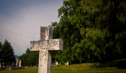 stone cross cemetery in Queenstown 