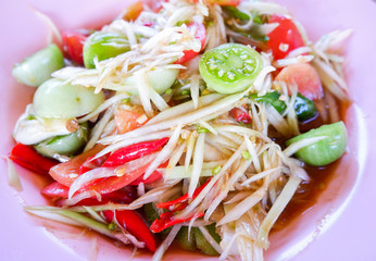 Green papaya salad spicy / Som tam thai food