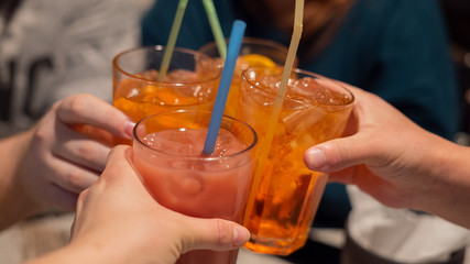 bacardi bibita alcolico drink bar bicchieri barista bartending aperitivo bibita