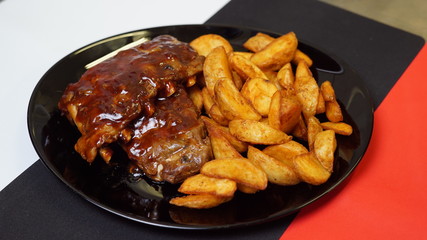 foto menu ristorante piatto principale portata secondo aperitivo burger ristorante carne piatto primo piatto pub bar  faast food