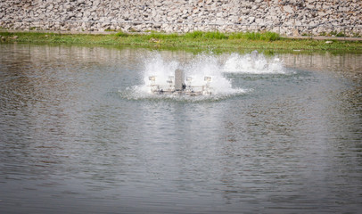 Hydraulic turbine / Oxygen turbine water in the park or agriculture tool