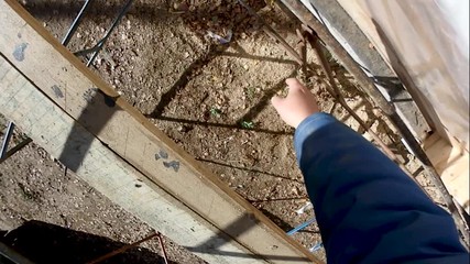 Assembly and disassembly of scaffolding for transportation to another location . Unscrewing nuts and bolts with a special key - Powered by Adobe