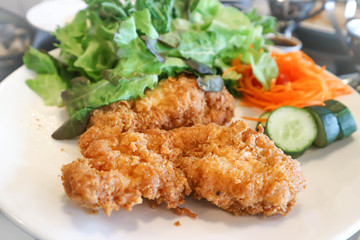 fried chicken , fried chicken salad