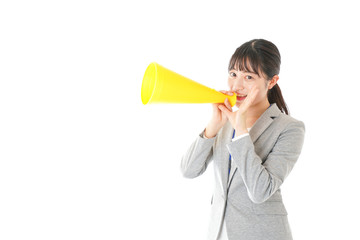 叫ぶ若いビジネスウーマン