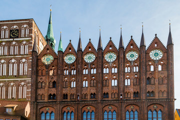 Obraz premium City hall with St. Nicholas Church, Stralsund, Germany