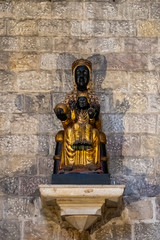 Vierge noire dans une église de Barcelone