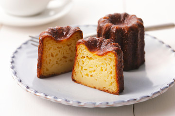 カヌレ　cannelé de Bordeaux