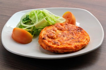Tortilla de patatas paisana chorizo