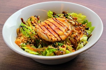 Ensalada de queso de cabra