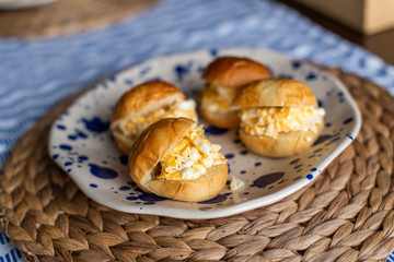 small sandwiches with scrambled eggs