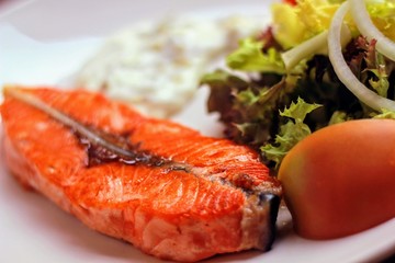 Salmón a la plancha