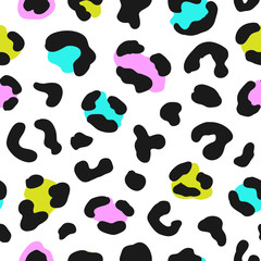 Animal print seamless pattern. Leopard skin texture