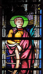 Fototapeta premium Saint Catherine of Alexandria, stained glass window in Saint Severin church in Paris, France 