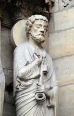 Saint Peter, Portal of St. Anne, Notre Dame Cathedral, Paris, UNESCO World Heritage Site in Paris, France