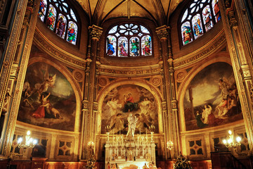 Fototapeta na wymiar Chapel of the Virgin Mary in Saint Eustache church in Paris, France