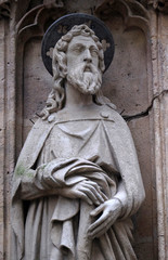 Apostle, statue on the portal of the Saint Merri Church, Paris, France