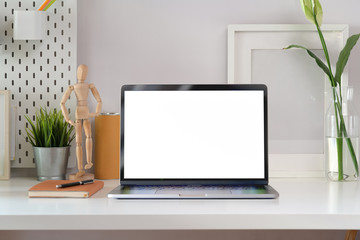 Fototapeta premium Mock up laptop in working space