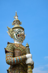 Fototapeta na wymiar Statue Grand Palace Bangkok