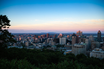 Fototapeta na wymiar Skyline view on Montreal