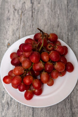 bunch of red grapes