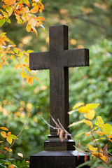 Kreuz auf einem Friedhof